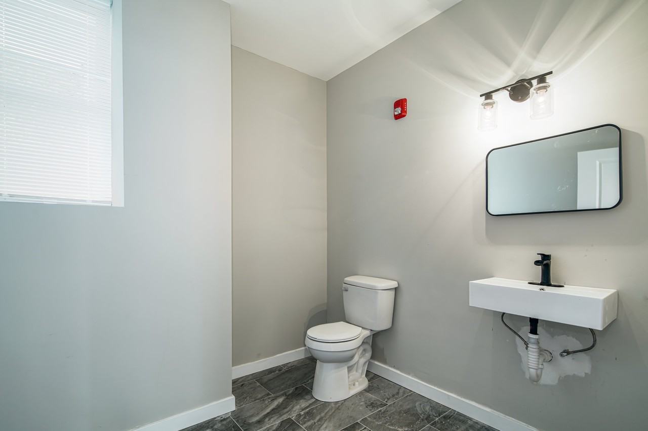 5339 Chestnut St - Photo 6 of 6