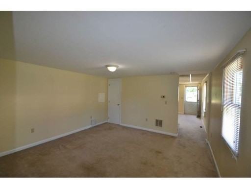 631 South St - Photo 3 of 13