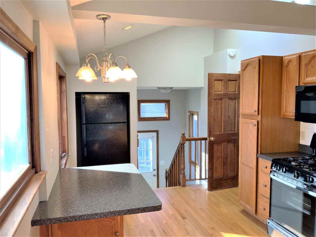 3216 Madison Ave - Photo 3 of 12