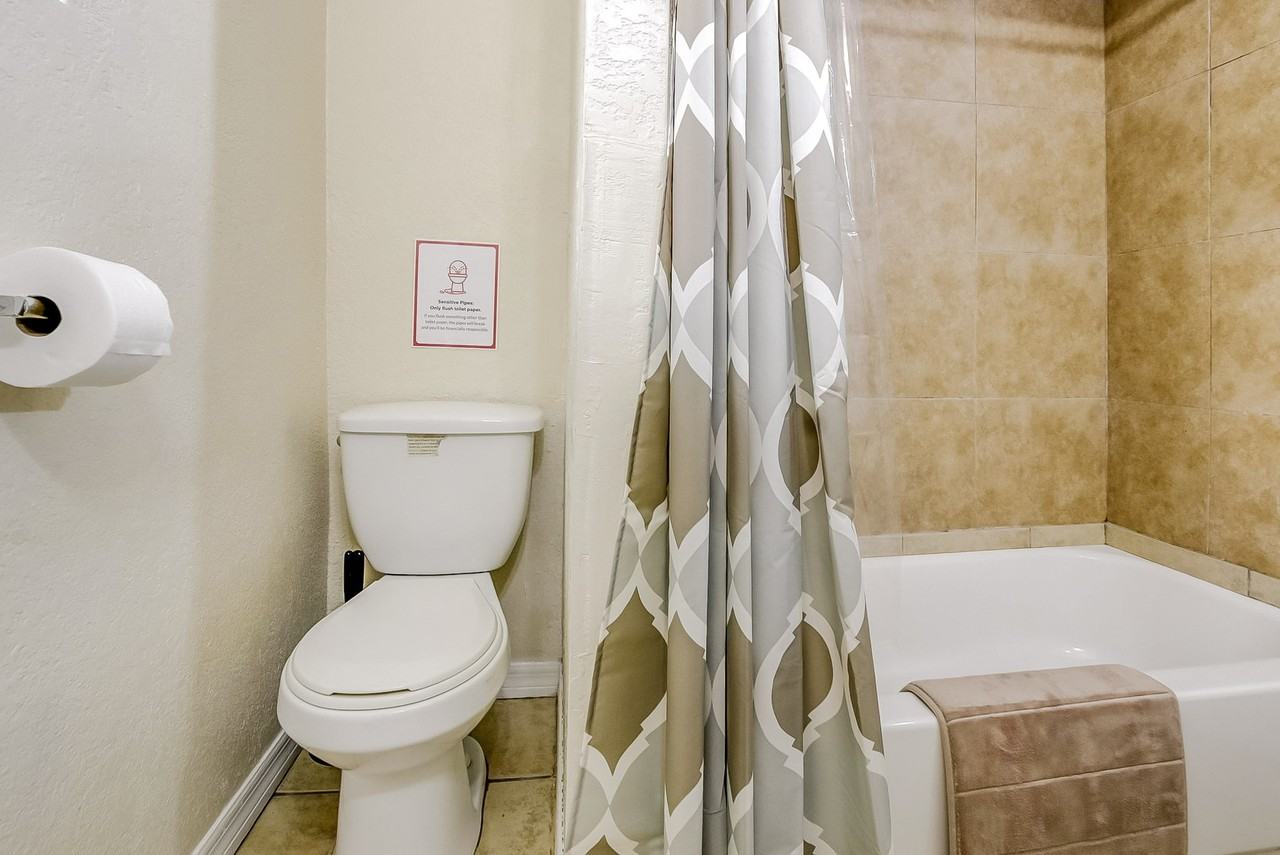 E Emma St - Photo 5 of 13