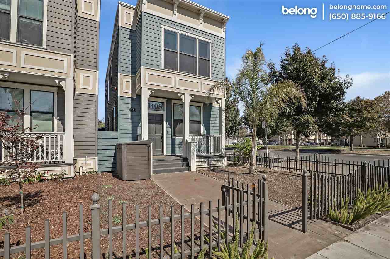 1408 11th St - Photo 4 of 40