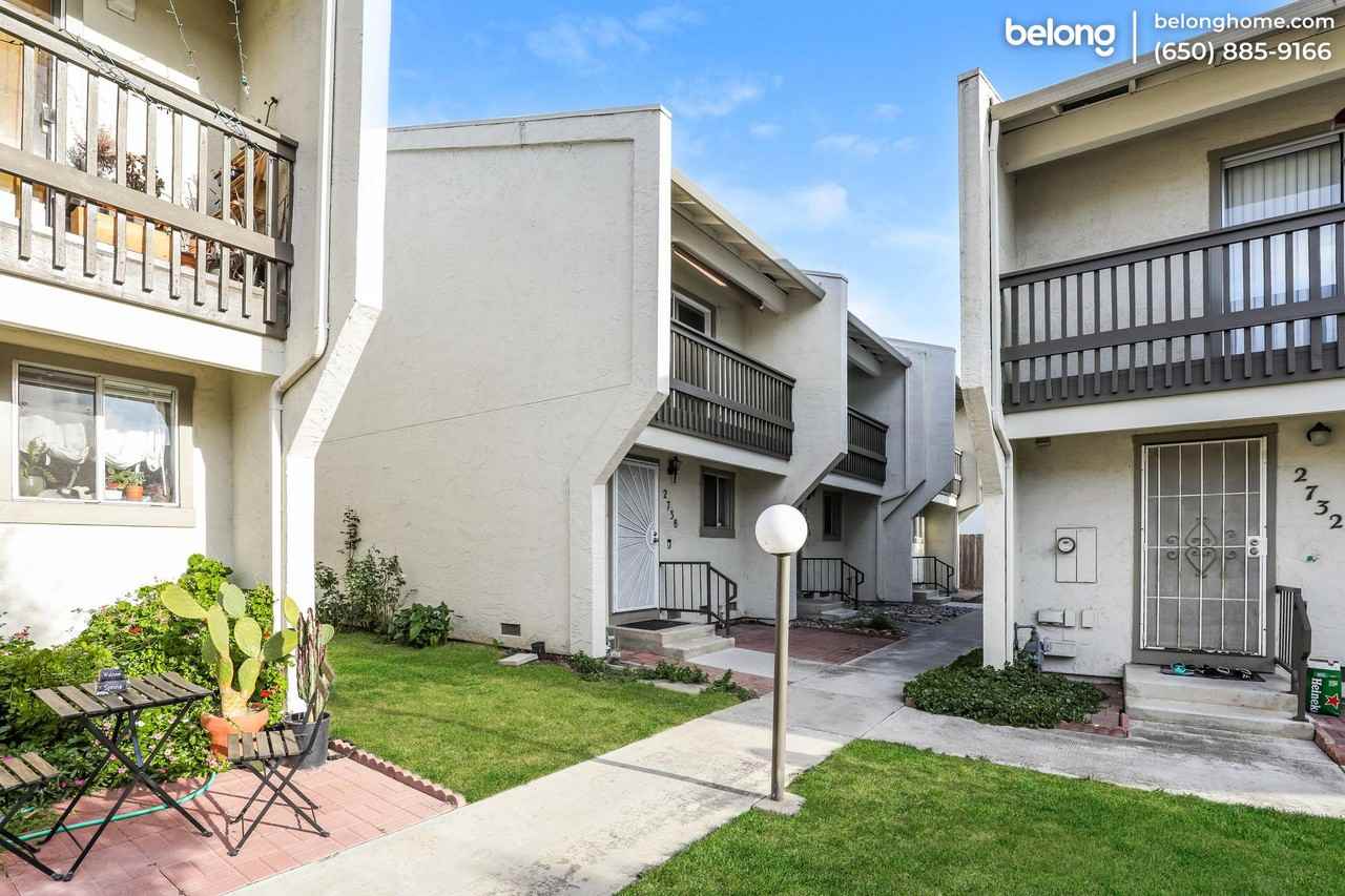 2738 Norita Ct - Photo 2 of 24