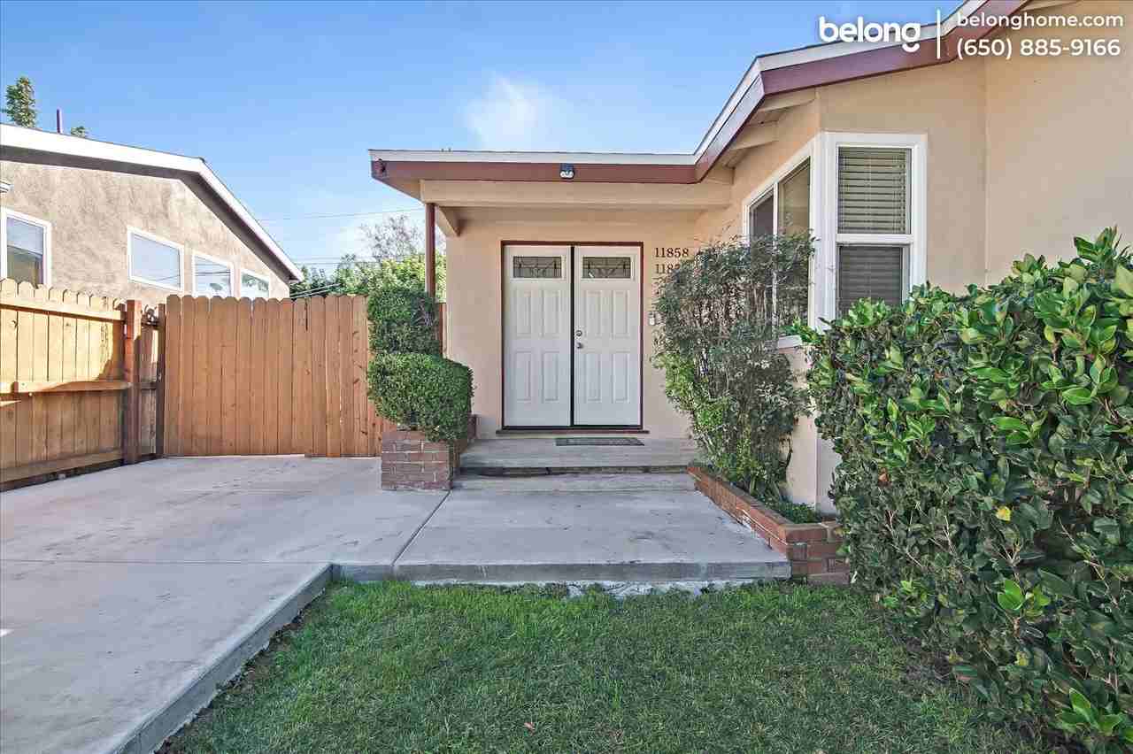 11856 Beatrice St - Photo 5 of 42