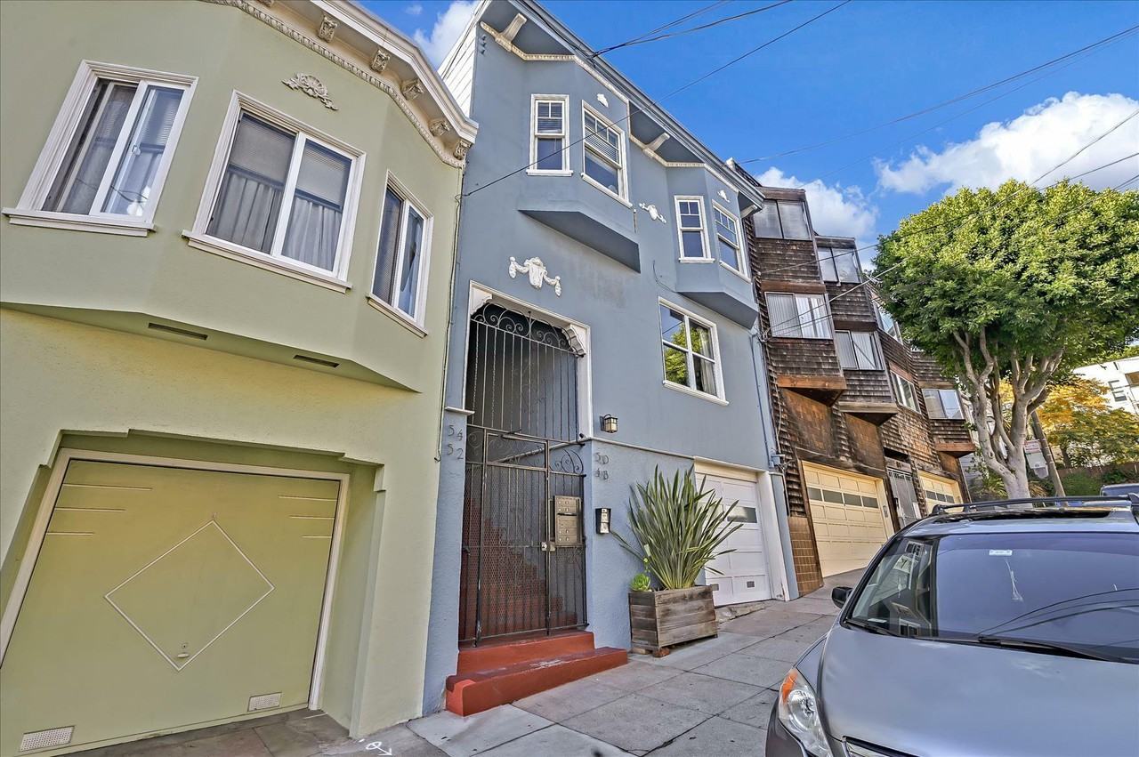 52 Rosemont Pl - Photo 2 of 15