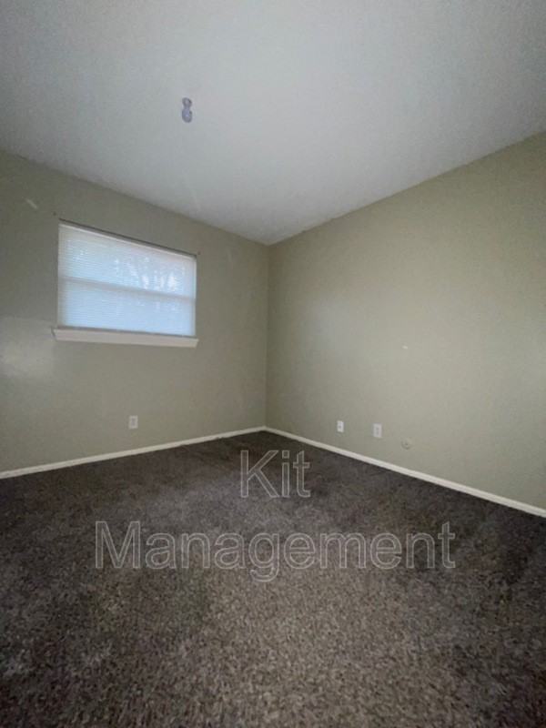 2900 Dean Rd #B4 - Photo 3 of 10