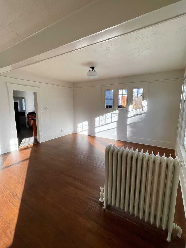 426 W Pueblo St #A - Photo 2 of 27