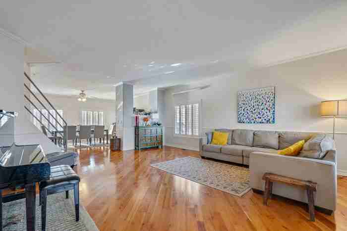 2809 Brightwater Ct - Photo 3 of 25