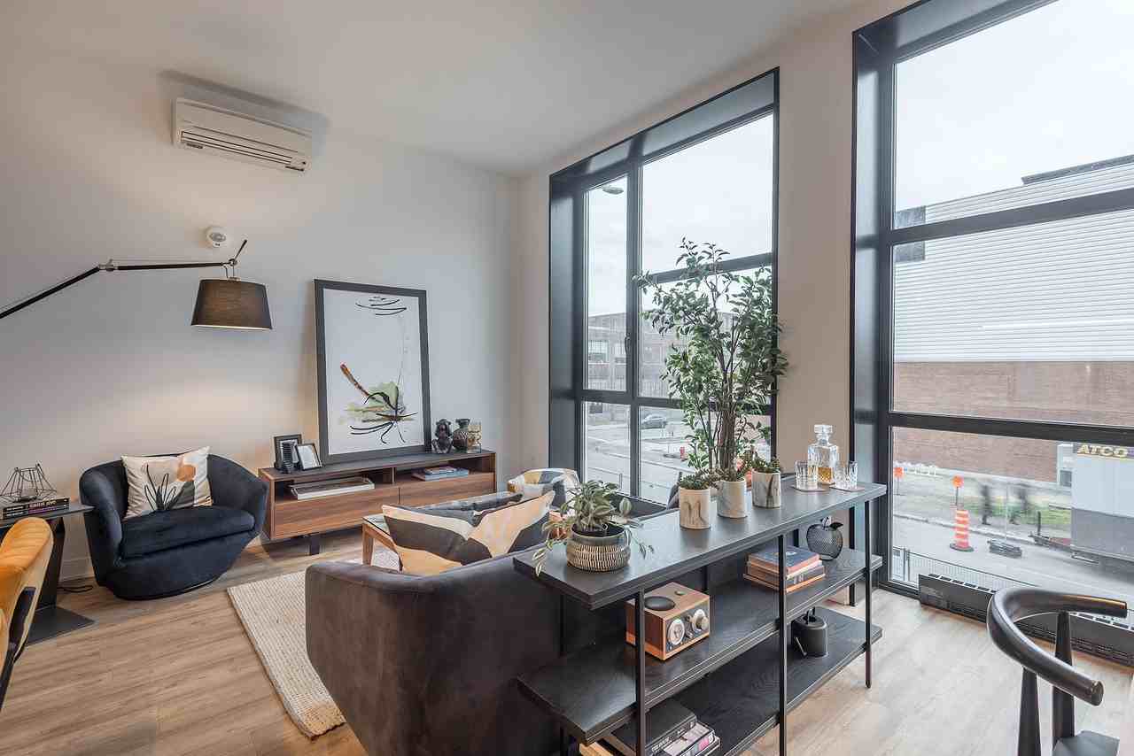 LABO | 3555 Saint-Antoine W - Photo 2 of 50