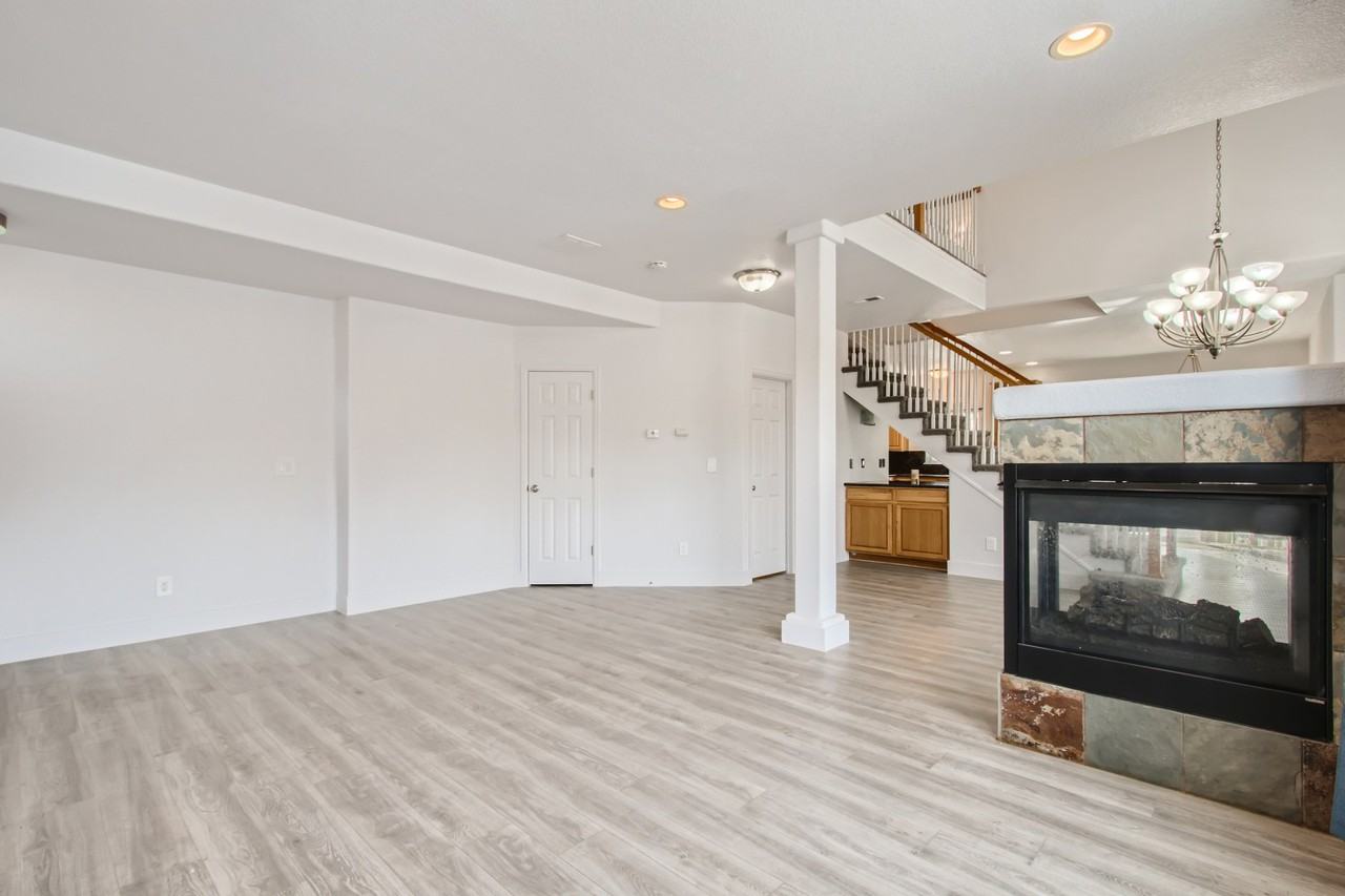 799 Martin Dr #1 - Photo 5 of 28