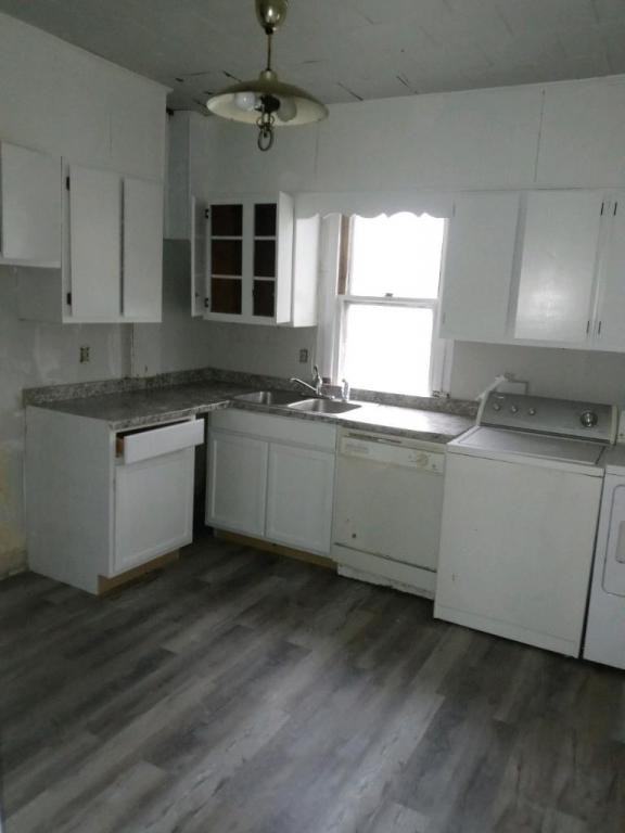 310 Mulberry St - Photo 2 of 11