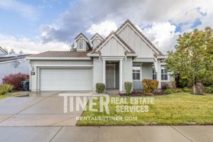featured image of 3152 Overton Way