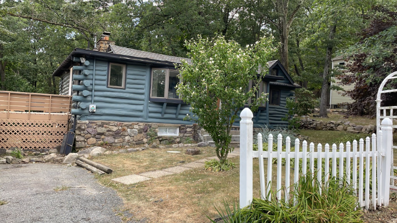 11 Deer Path - Photo 2 of 36