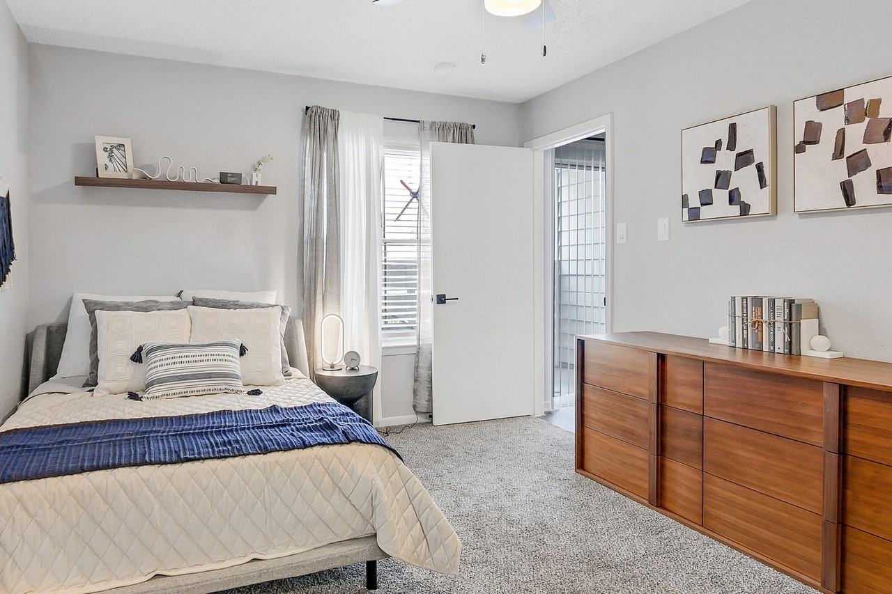 The Hudson - Photo 7 of 22