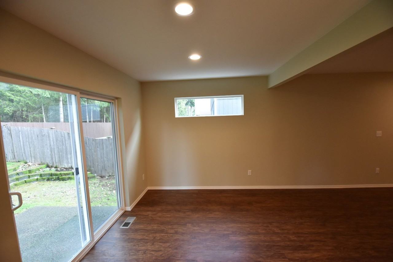 9507 200th St E - Photo 3 of 16