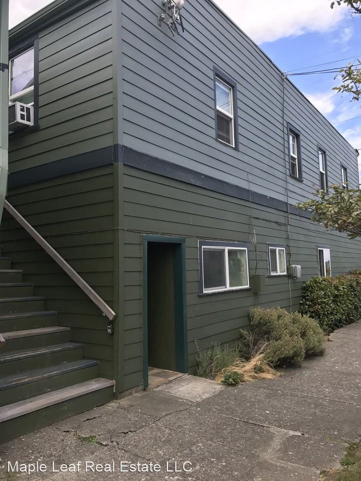 7103 Linden Ave N - Photo 3 of 17