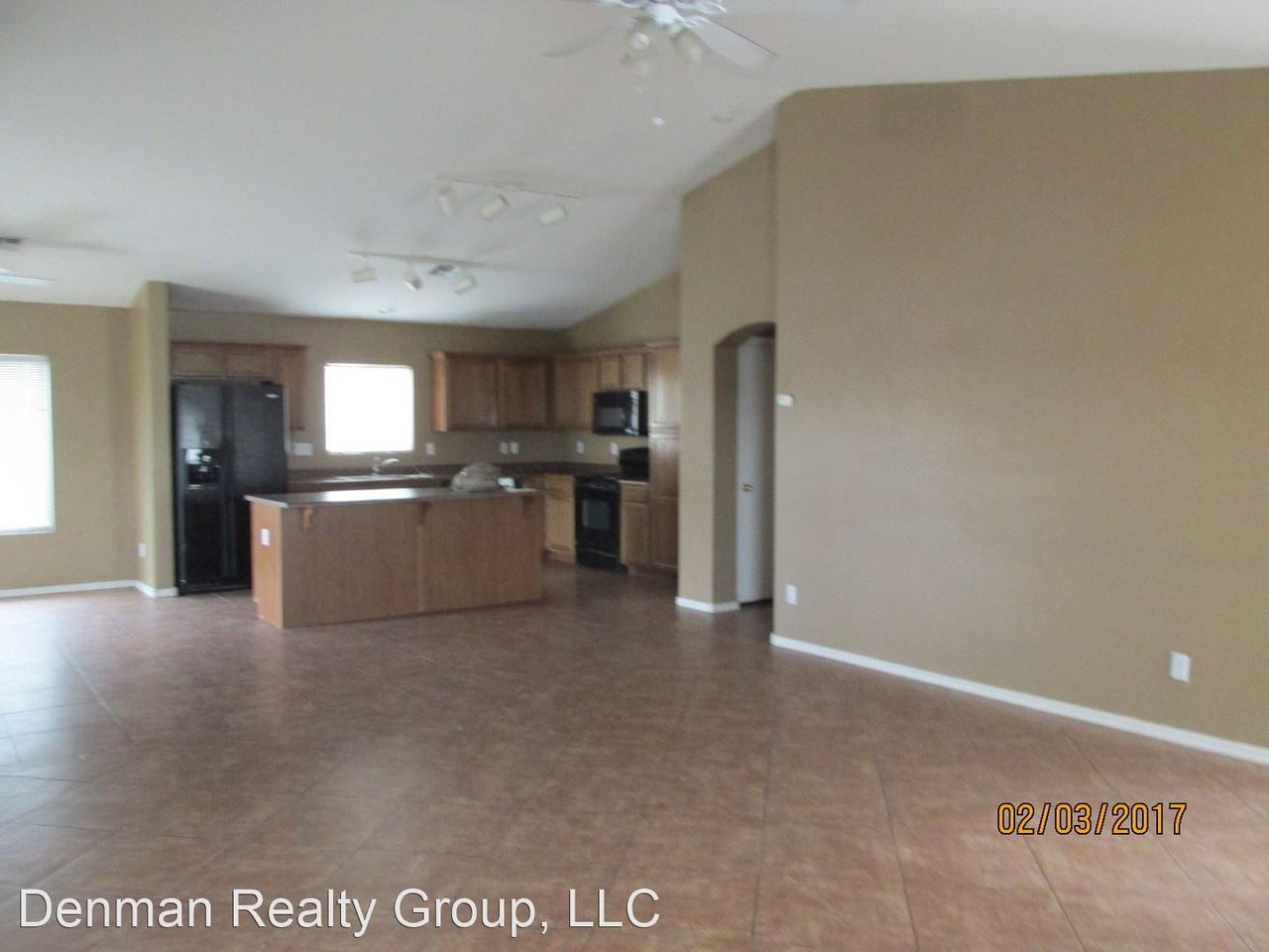 1124 E Maddison St - Photo 2 of 8