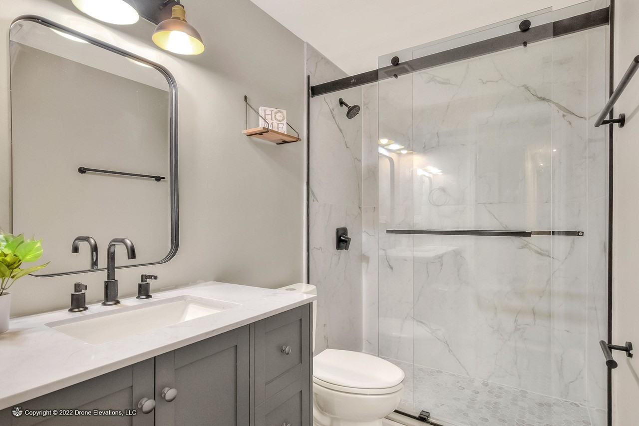 Highview Ter N - Photo 2 of 14