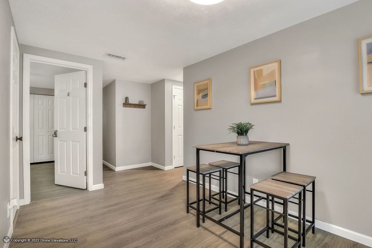 Highview Ter N - Photo 7 of 14