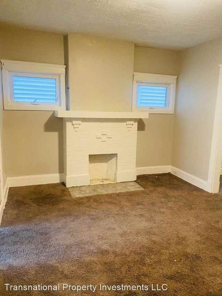 1672 Lockwood Ave - Photo 3 of 14