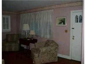 27 Walnut Ave - Photo 2 of 10