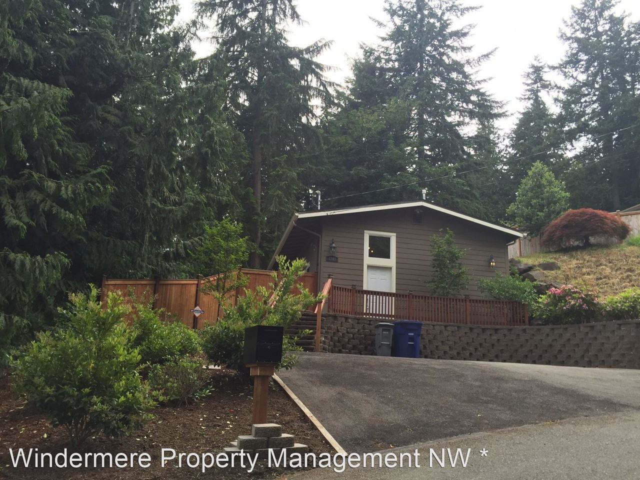 3207 Ne 167th St - Photo 2 of 13