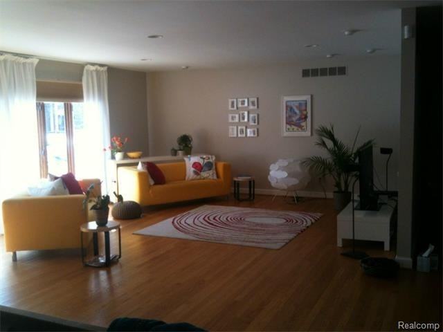 1844 S Golf Ridge Dr - Photo 3 of 14