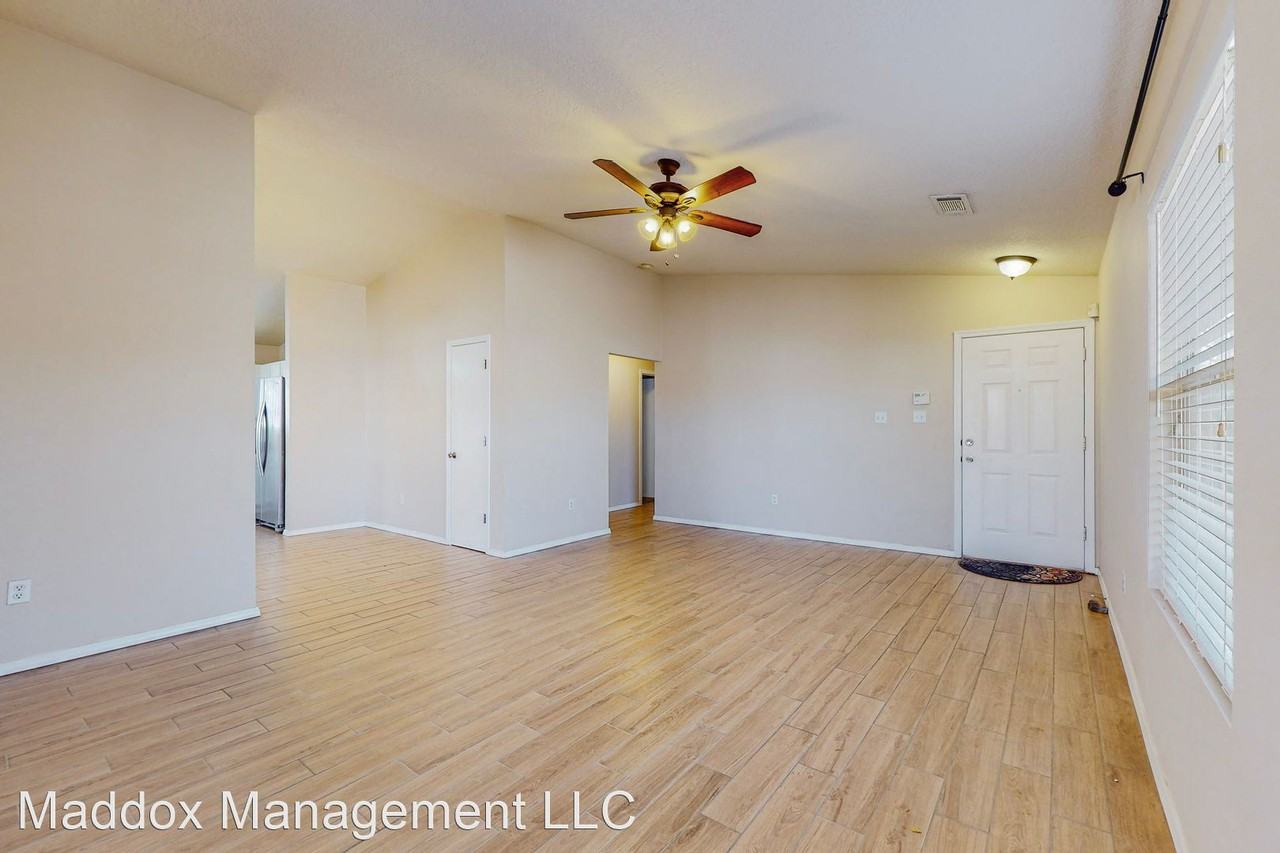 7615 Autumn Breeze Rd Sw - Photo 2 of 34