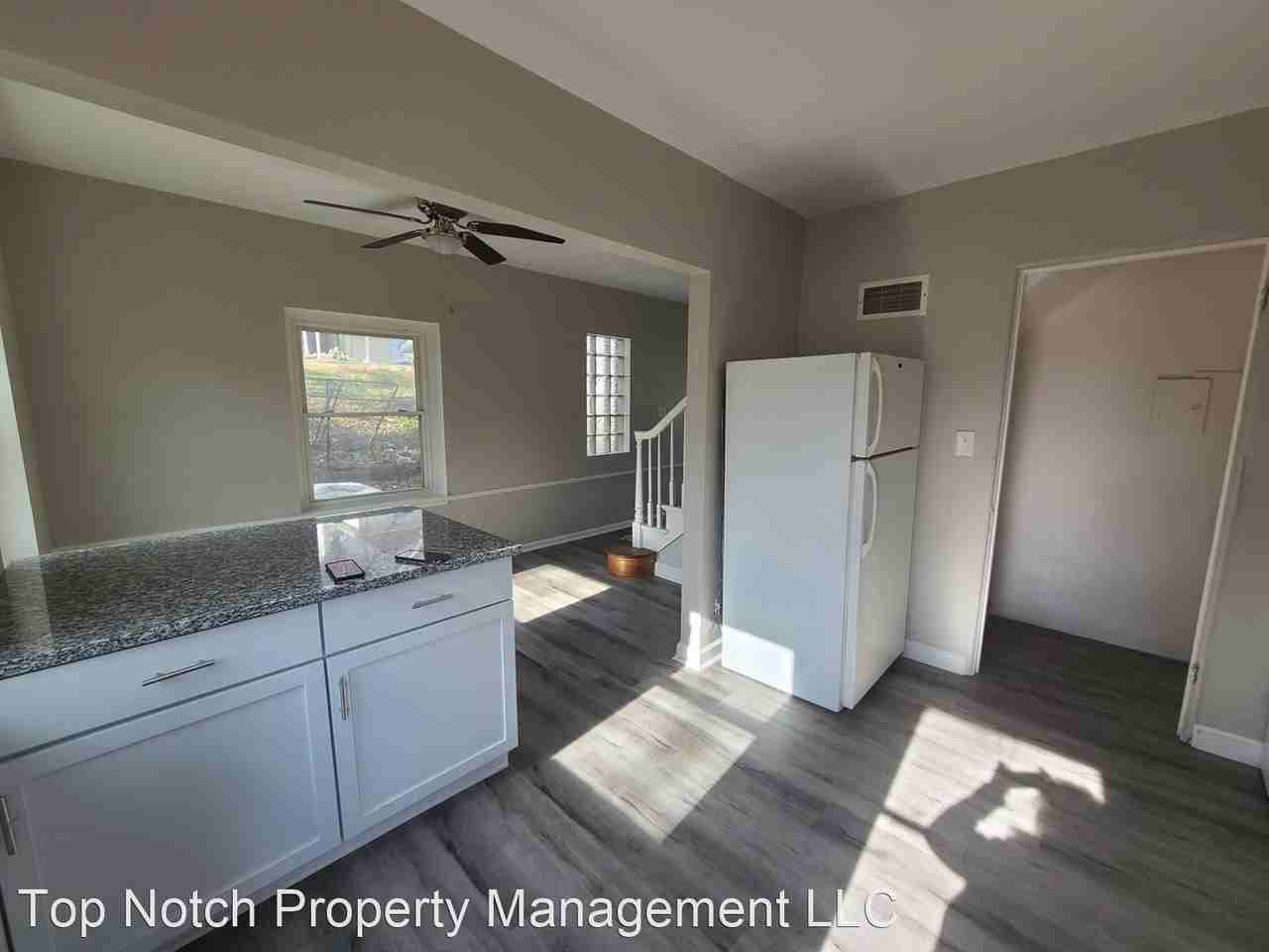 2313 East Street - Photo 2 of 8