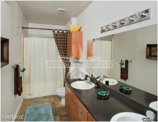 10626 Westover Hills Blvd - Photo 3 of 9