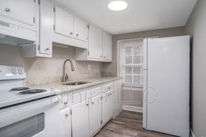 featured image of 814 Sunset Ave #5