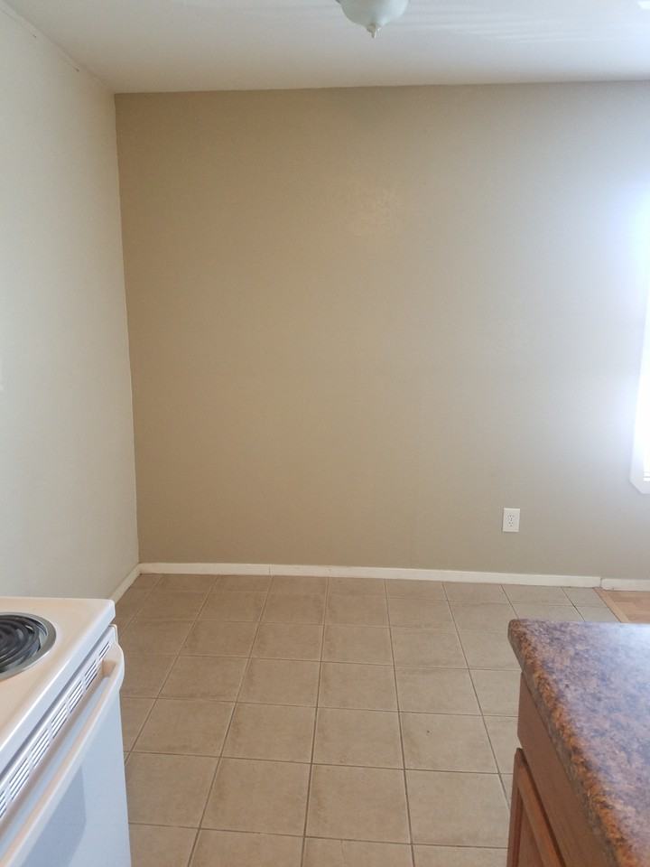 2802 Cypress Bend Cir #C - Photo 7 of 12