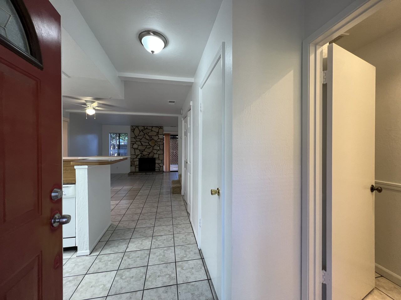 833 E Cypress Ave - Photo 2 of 15