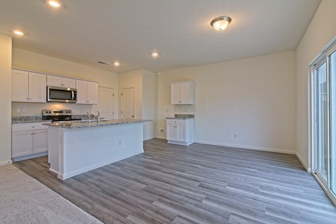 109 Gemsbok Rd - Photo 6 of 30