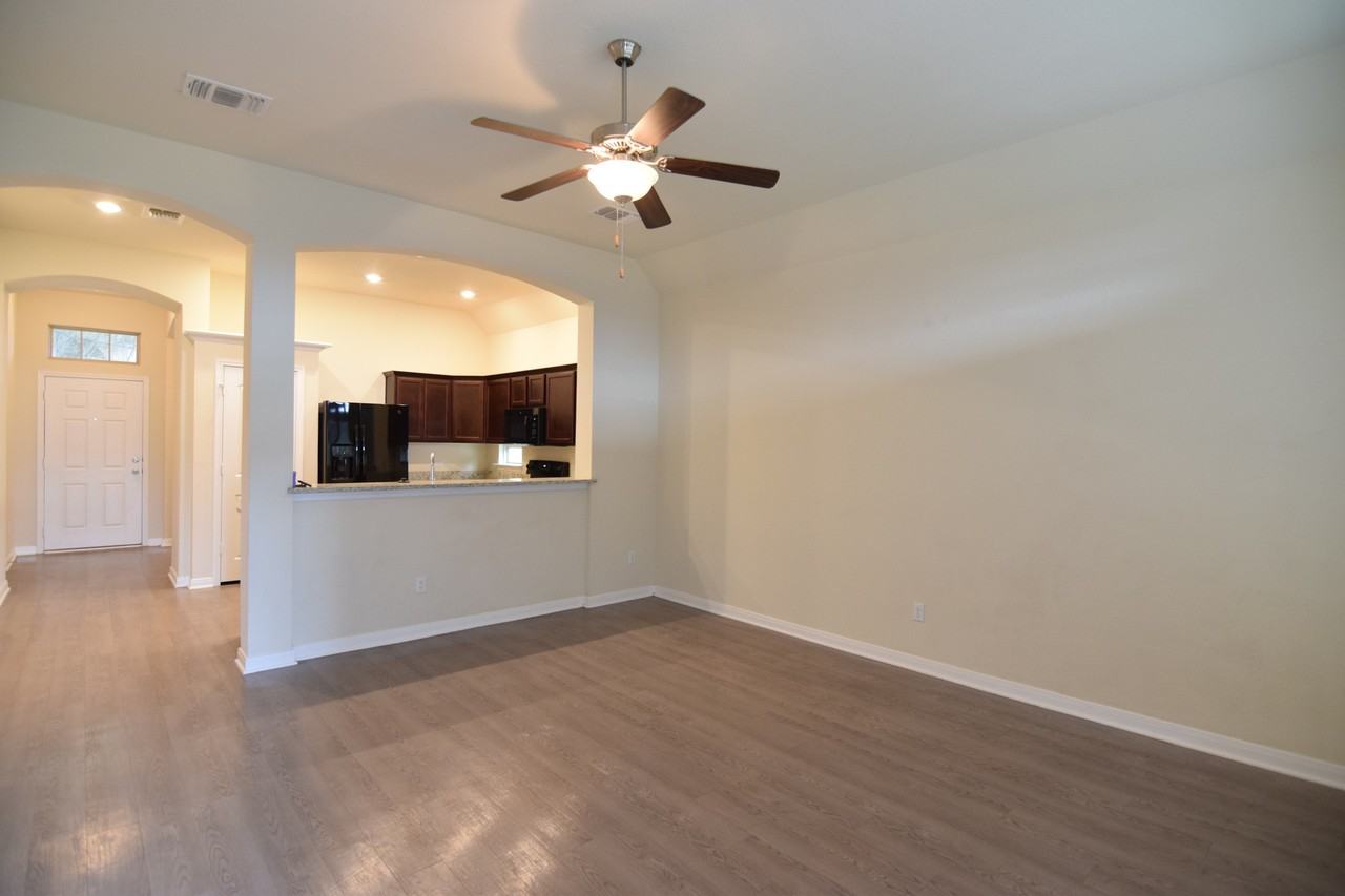 3410 Addison St - Photo 6 of 44