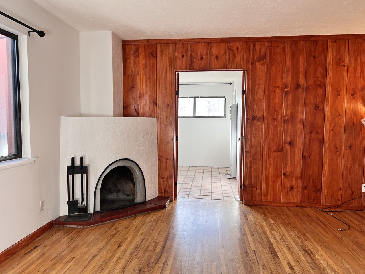 424 Alamo Dr - Photo 2 of 29