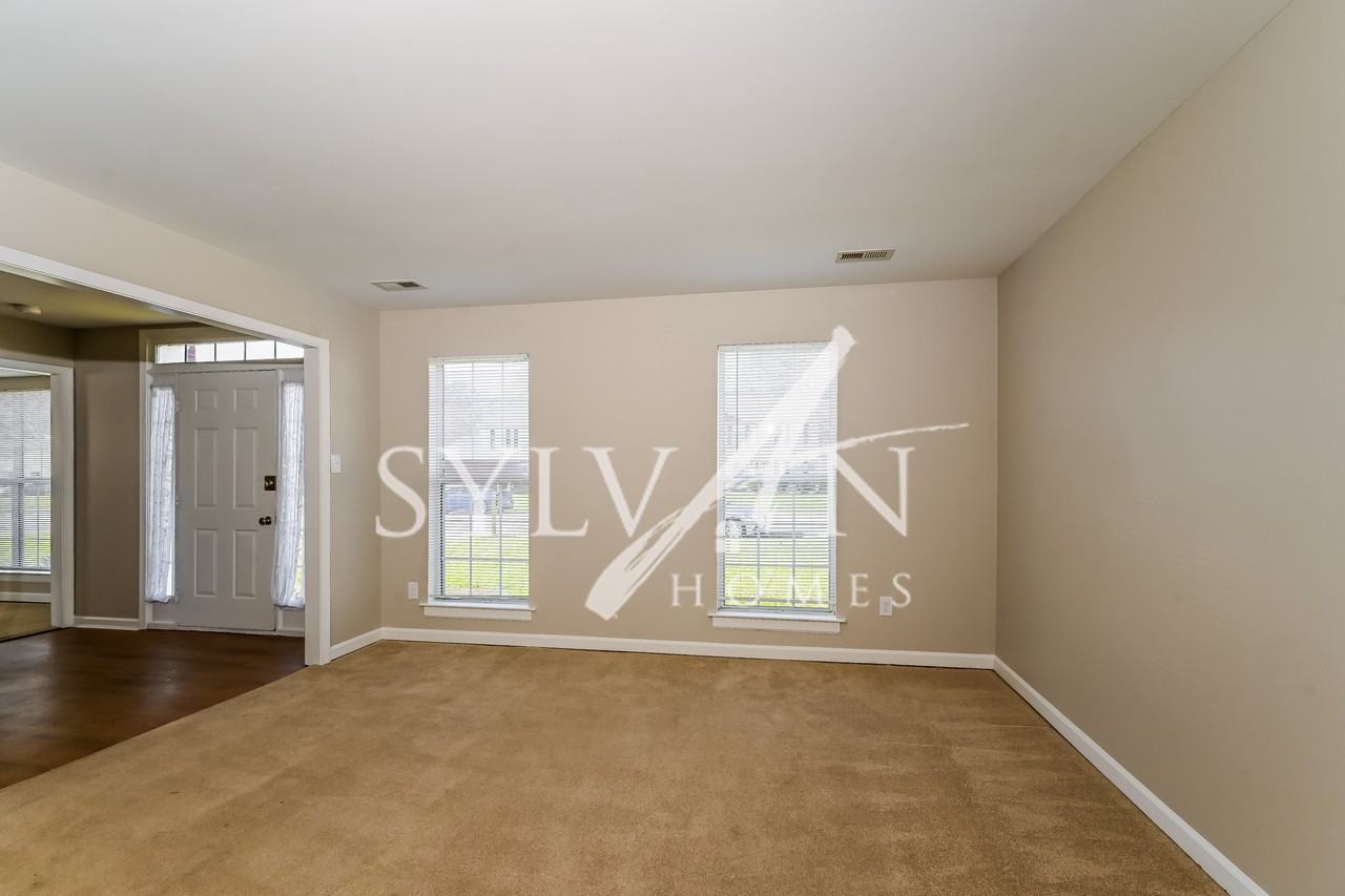 6405 Springcrest Ln - Photo 2 of 13