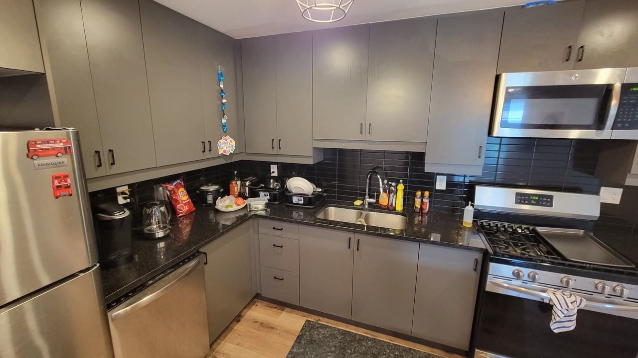 70 Russell Avenue - Photo 6 of 18