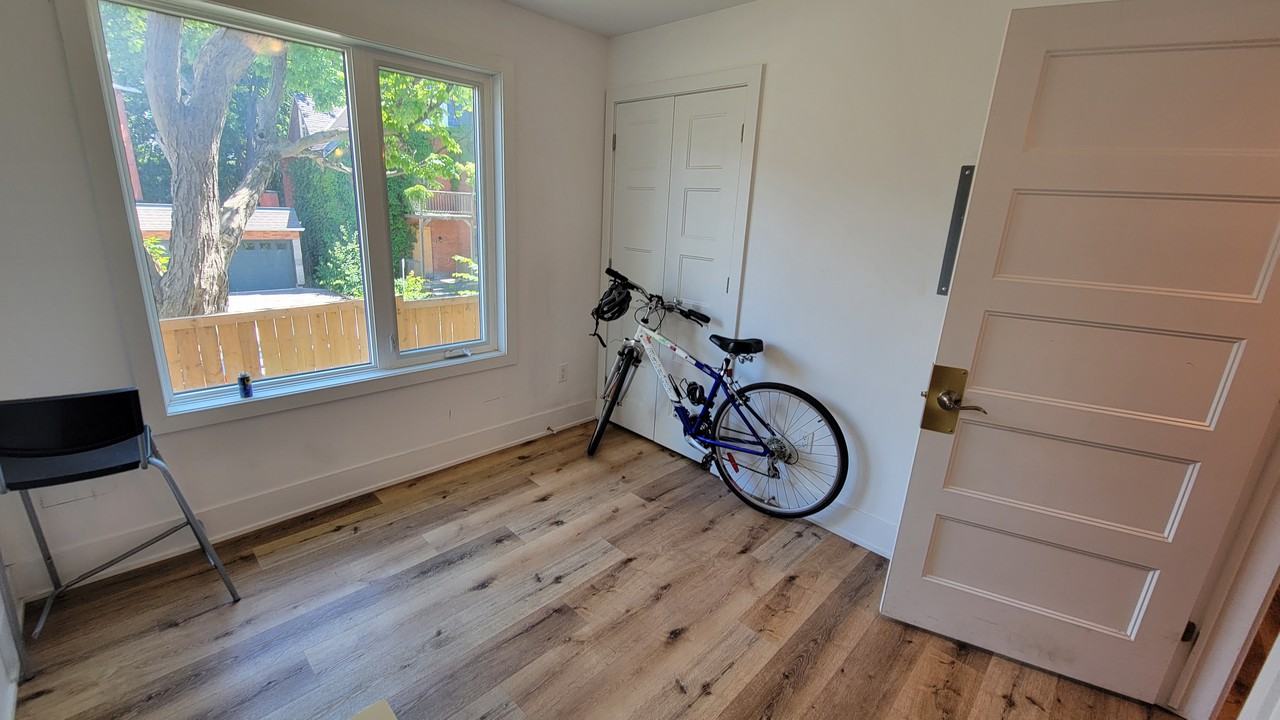 70 Russell Avenue - Photo 4 of 18