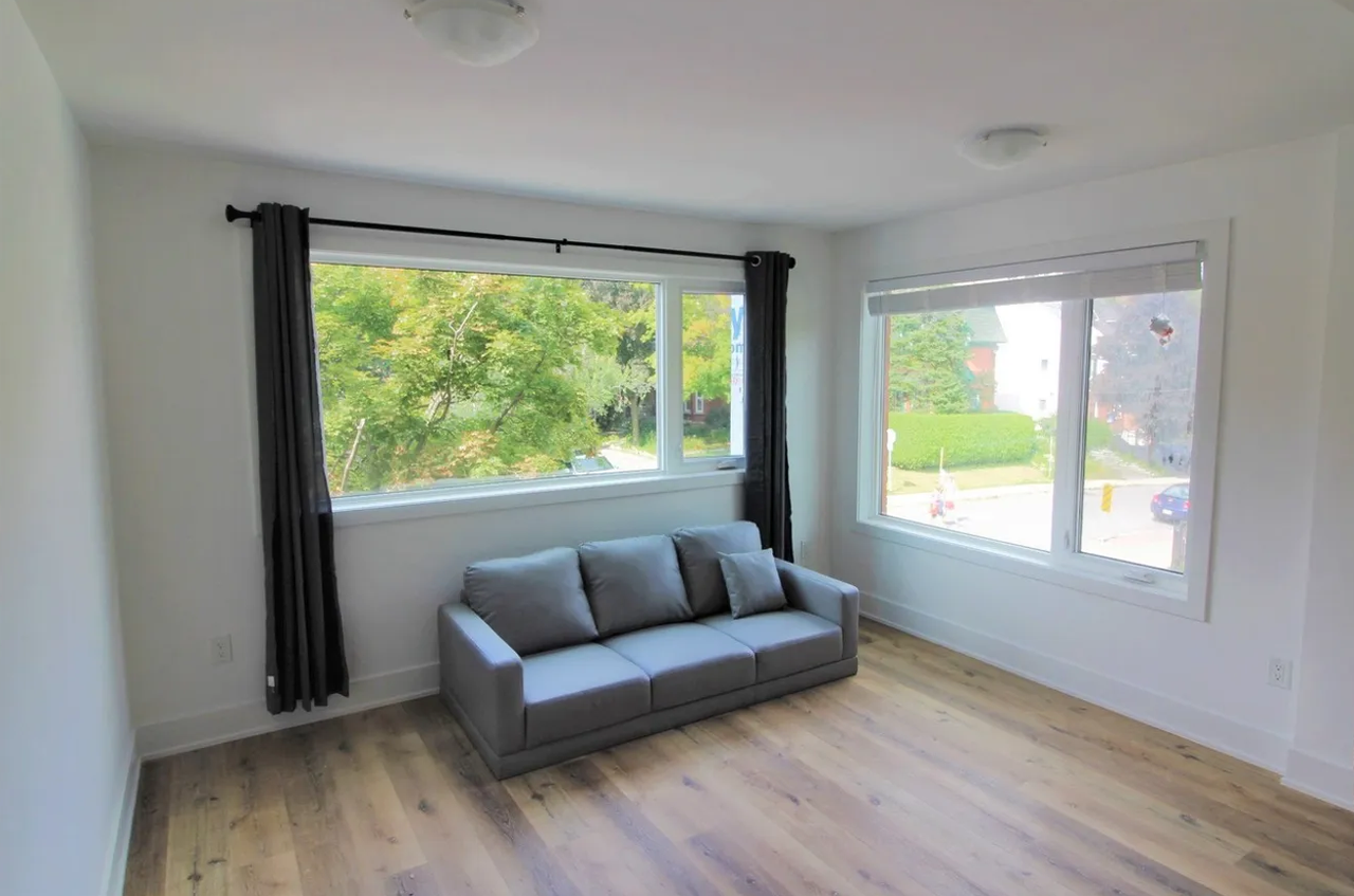 70 Russell Avenue - Photo 2 of 18