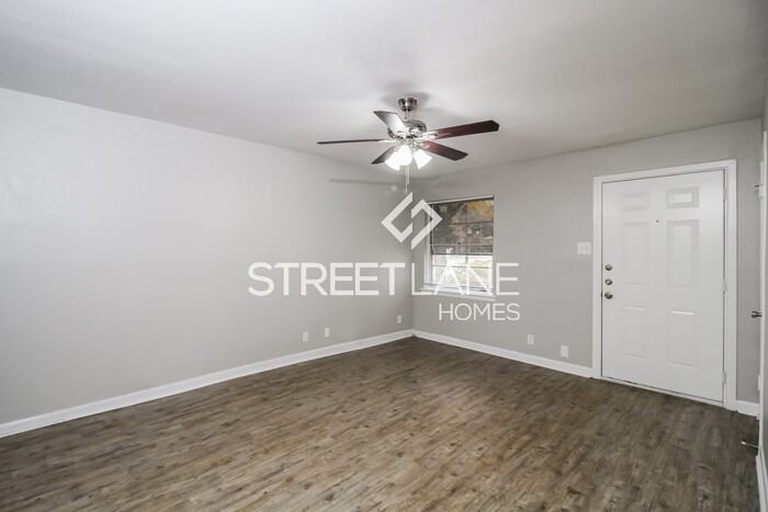 2502 Normont Cir - Photo 2 of 15