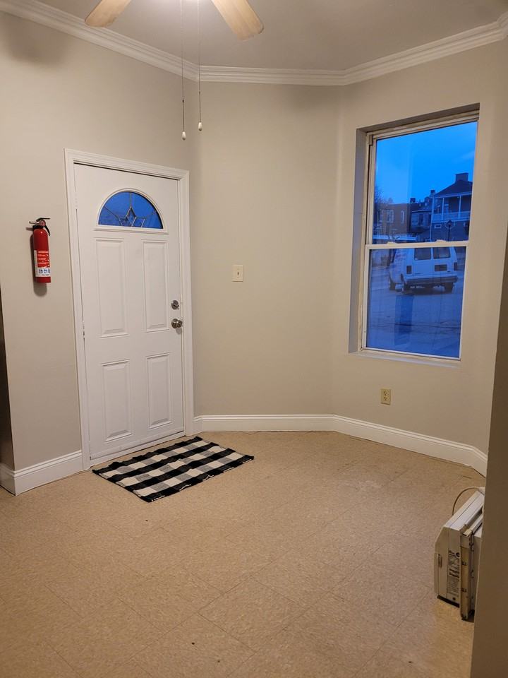 28 North Queen Street #1 - Photo 4 of 15