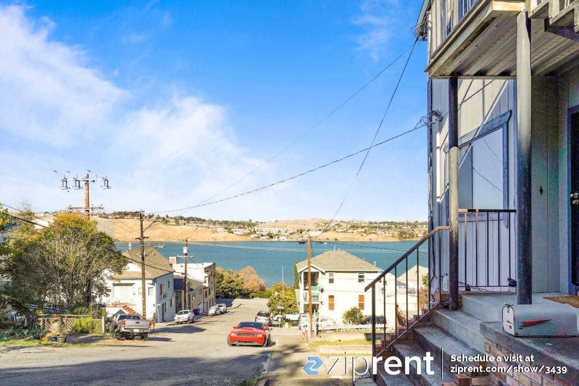 415 Jackson St #415 - Photo 3 of 15