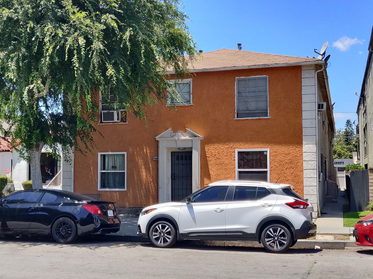 2219 Pine Ave 4, Long Beach, CA 90806 1 Bedroom Apartment for 1,690