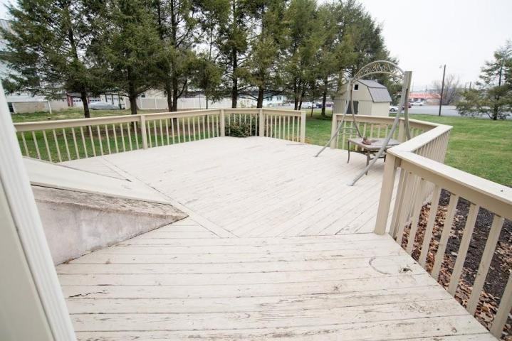 789 Pequea Ave - Photo 3 of 11