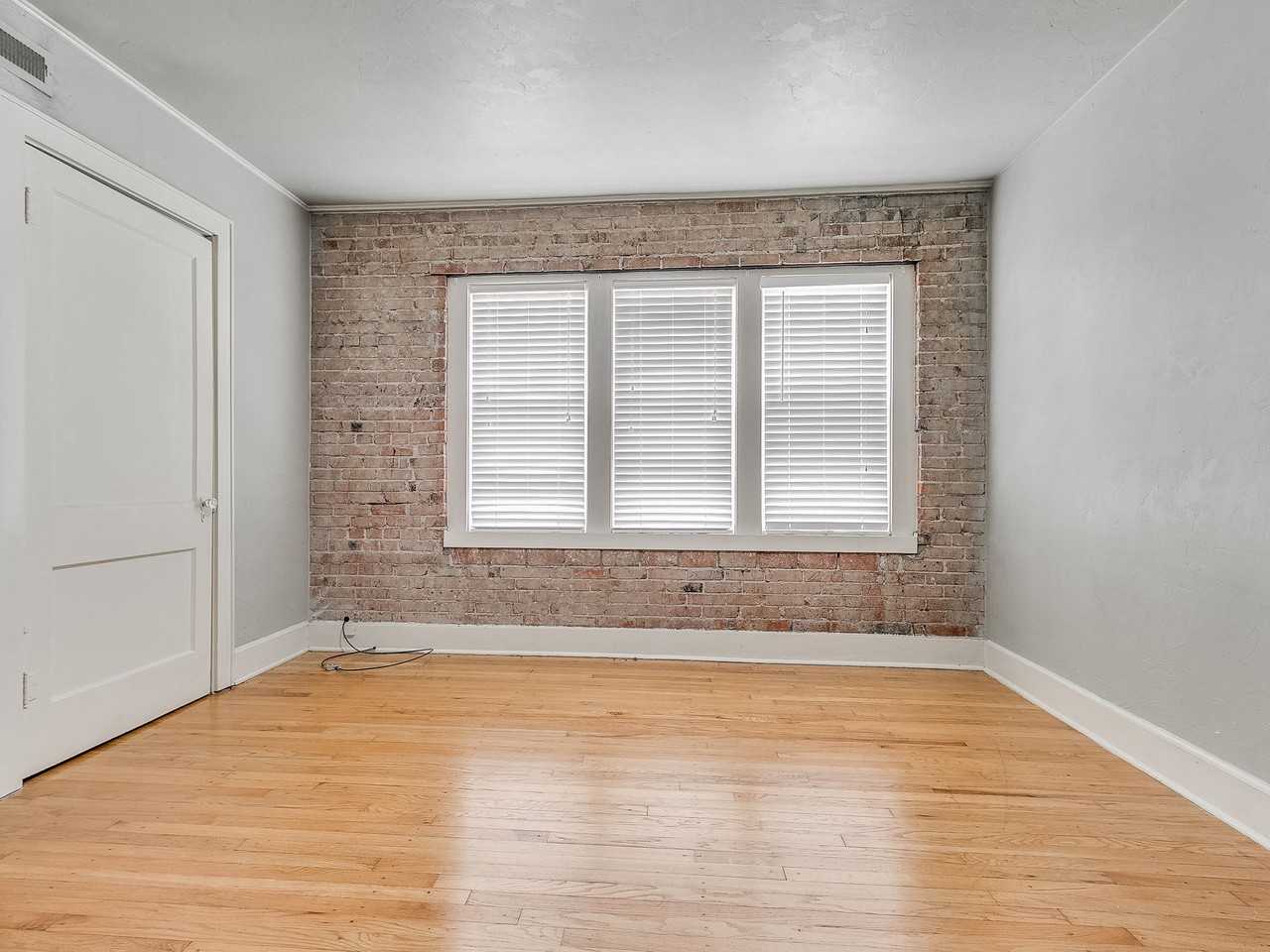 429 N.W. 11th StreetUnit 05 #05 - Photo 7 of 28