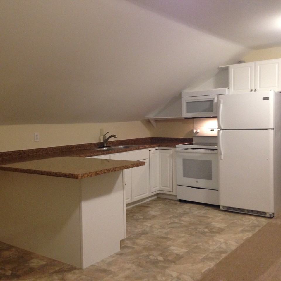20 River St #24 - Photo 5 of 11