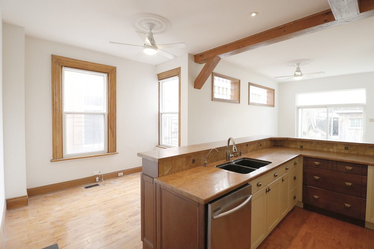 39 Macdonell Avenue #2 - Photo 2 of 11
