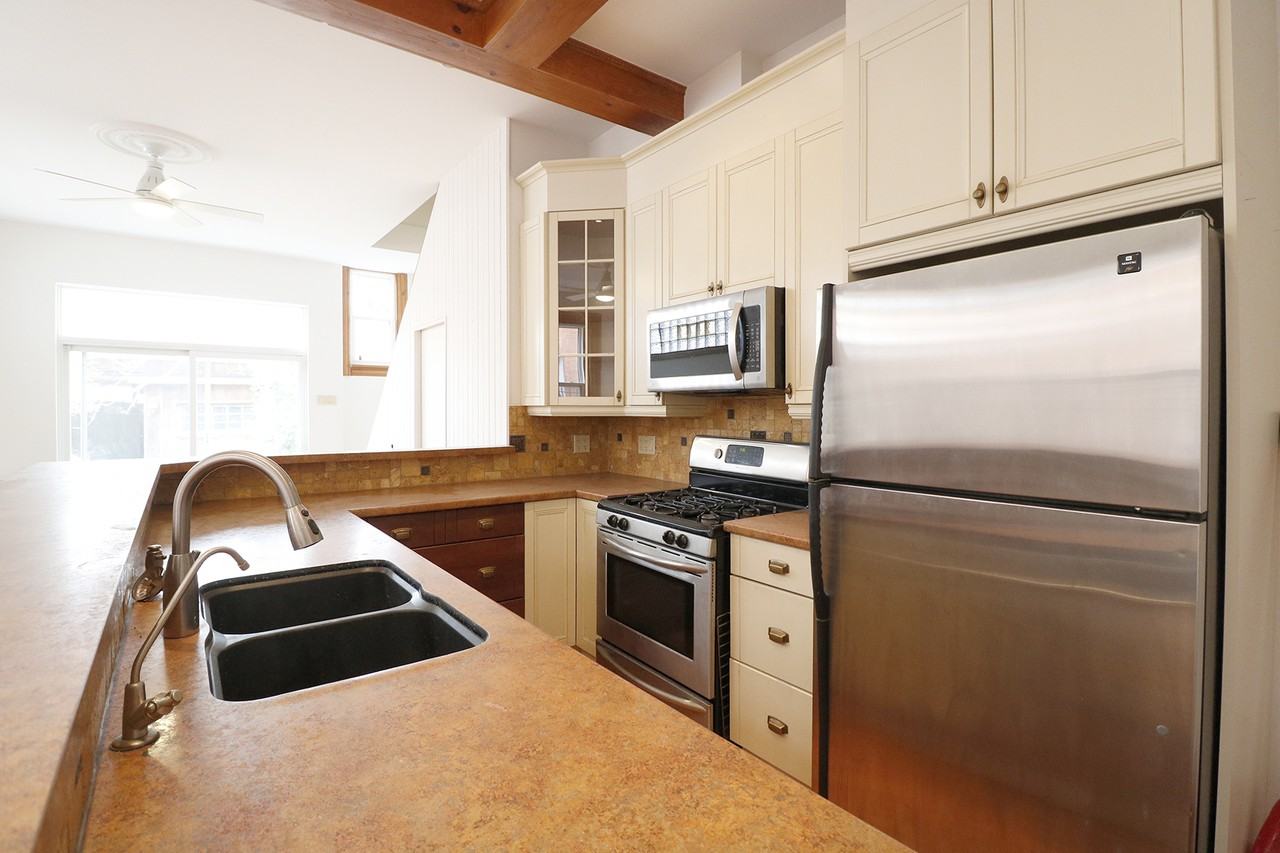 39 Macdonell Avenue #2 - Photo 3 of 11