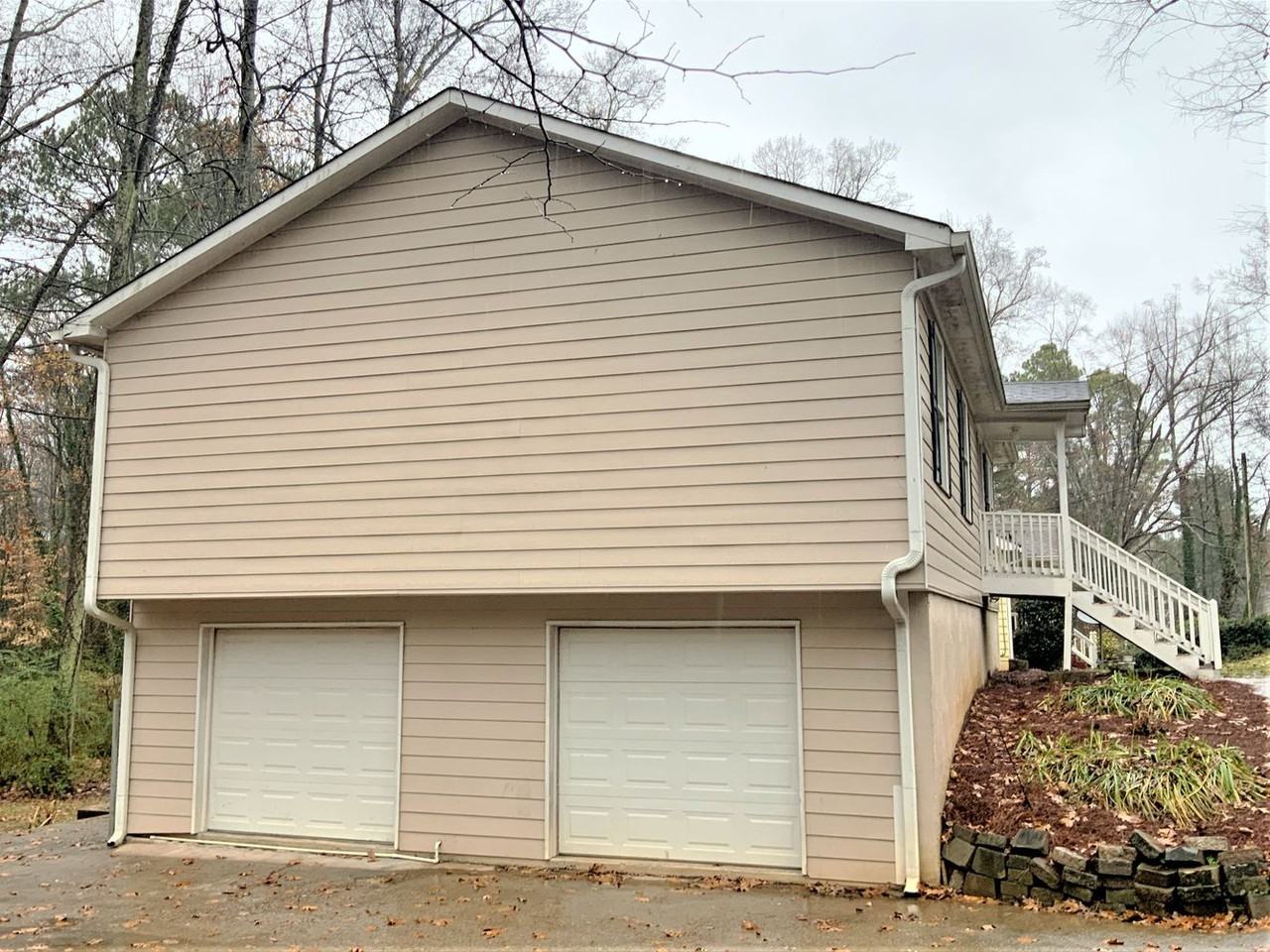 2503 Ridgecrest Dr Nw - Photo 2 of 13