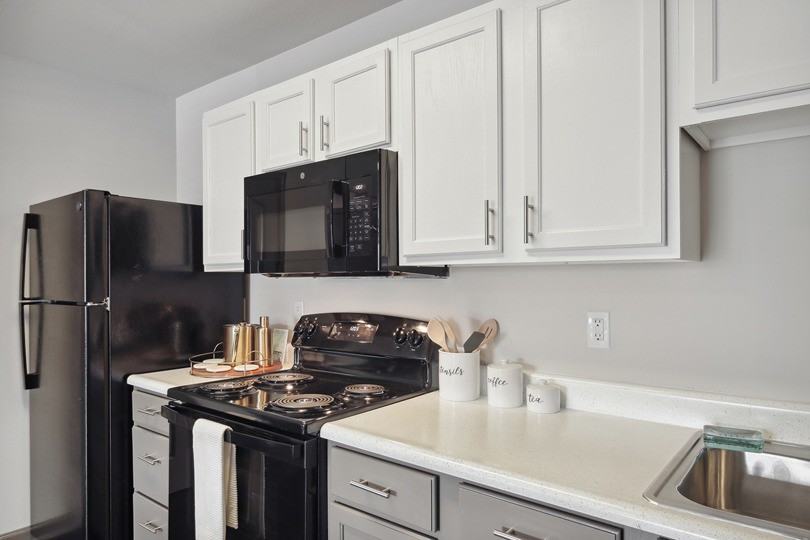 The Social Blue - Photo 2 of 36